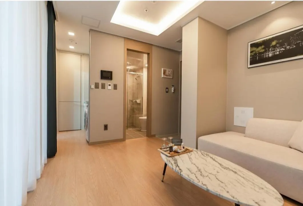 Only One Elbon The Stay Busan